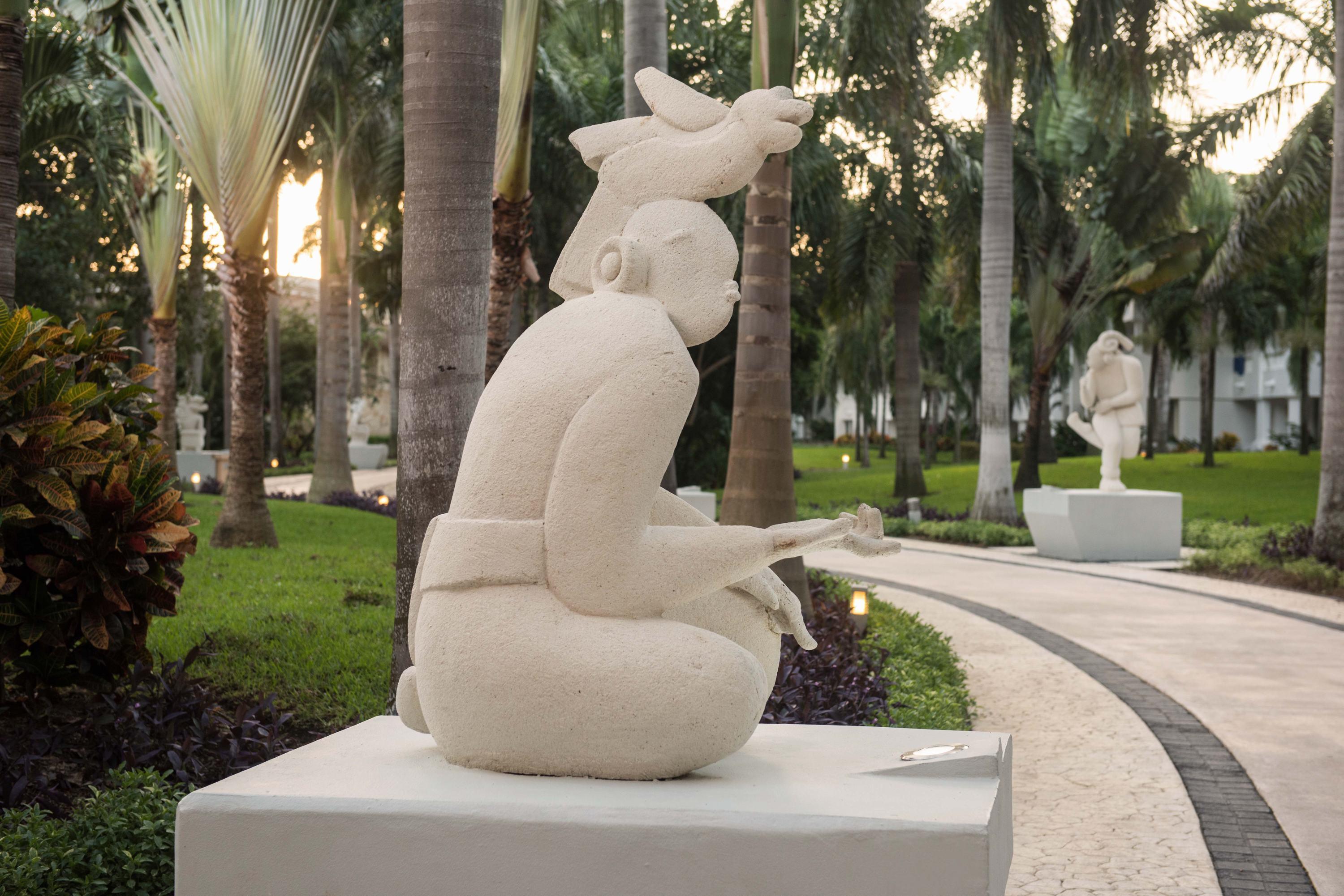 Grand Riviera Princess - Все включено Плая-дель-Кармен Экстерьер фото Sculpture at the Boca Raton Resort