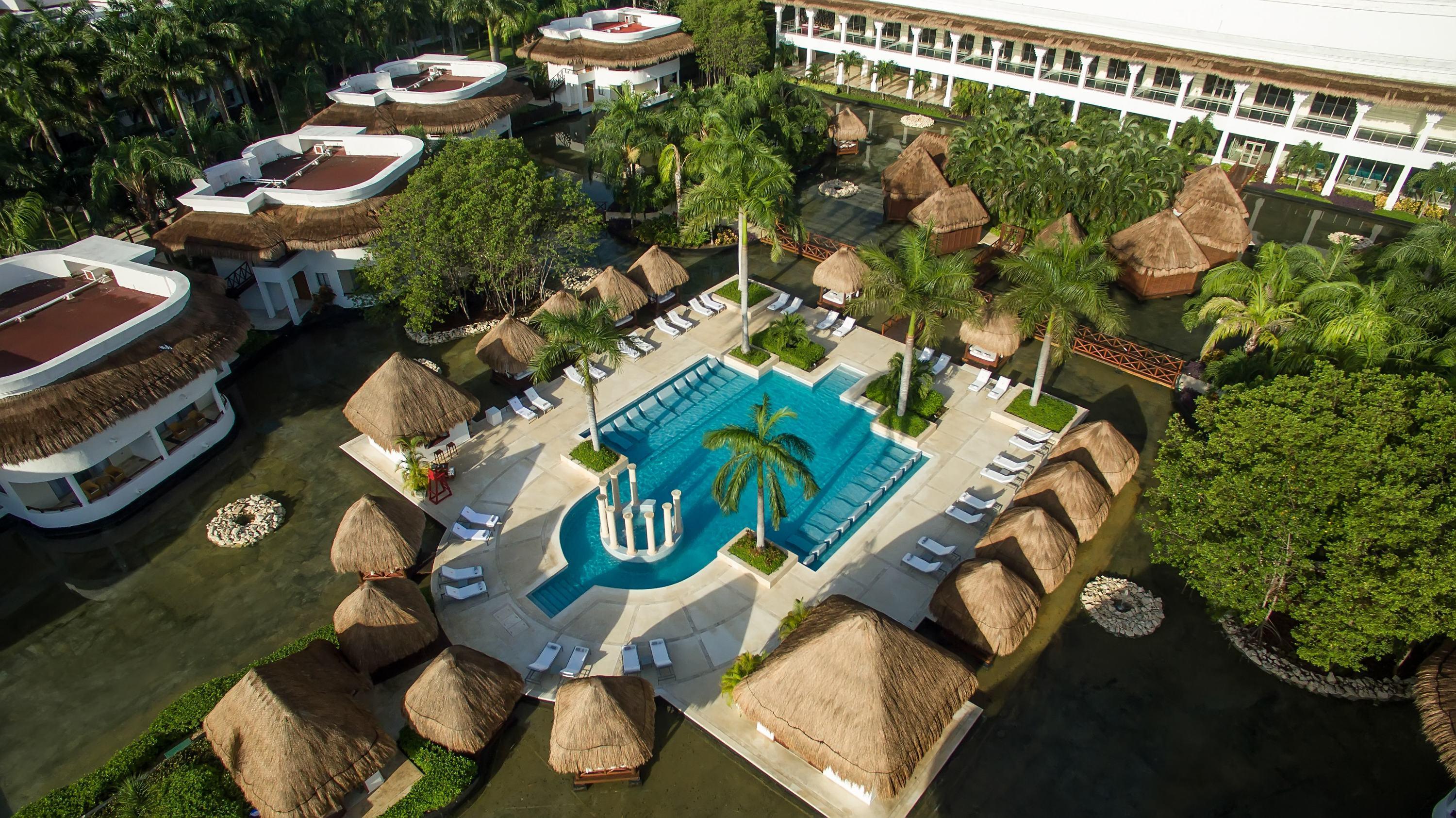 Grand Riviera Princess - Все включено Плая-дель-Кармен Экстерьер фото Aerial view of the resort
