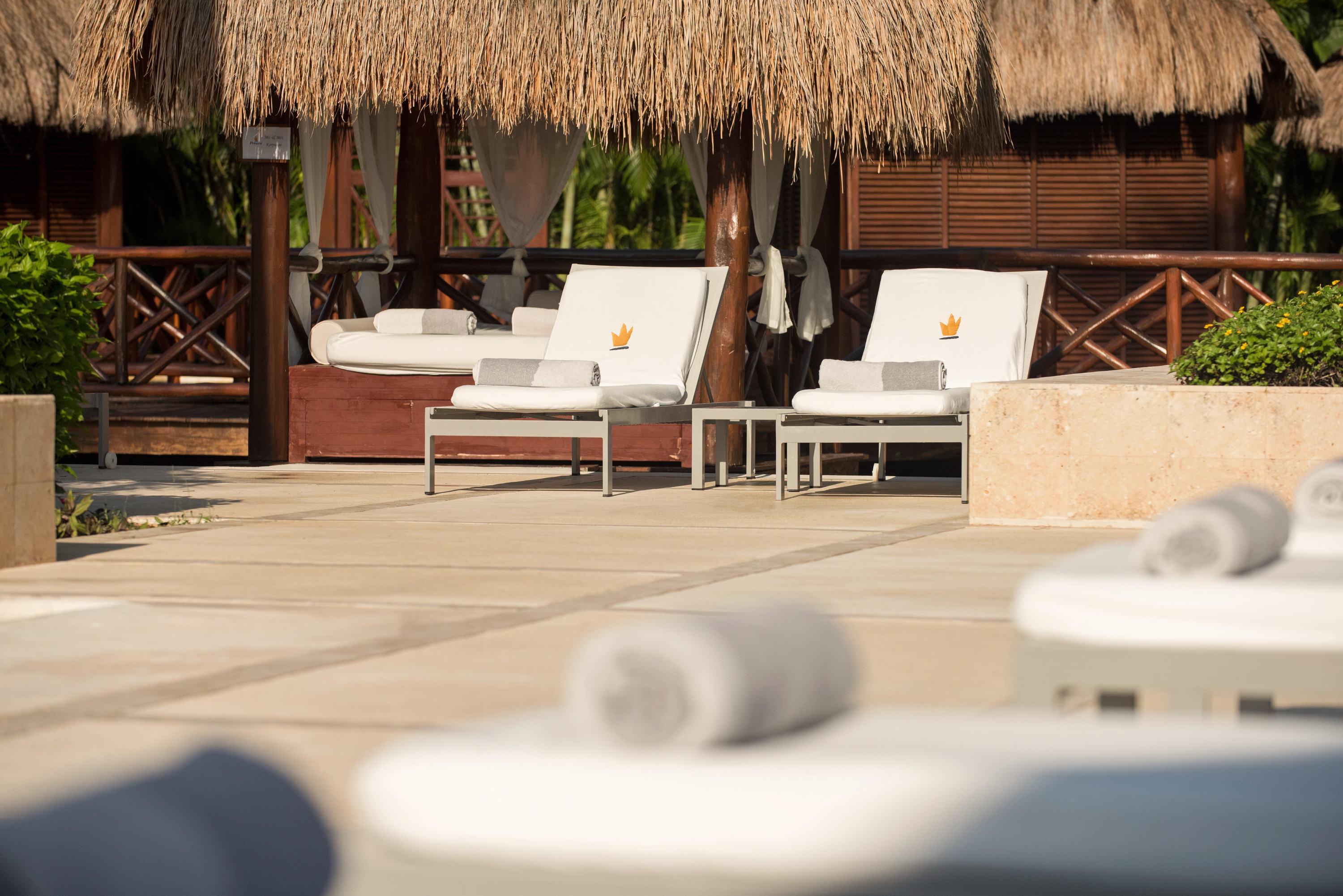 Grand Riviera Princess - Все включено Плая-дель-Кармен Экстерьер фото Pool at the Royal