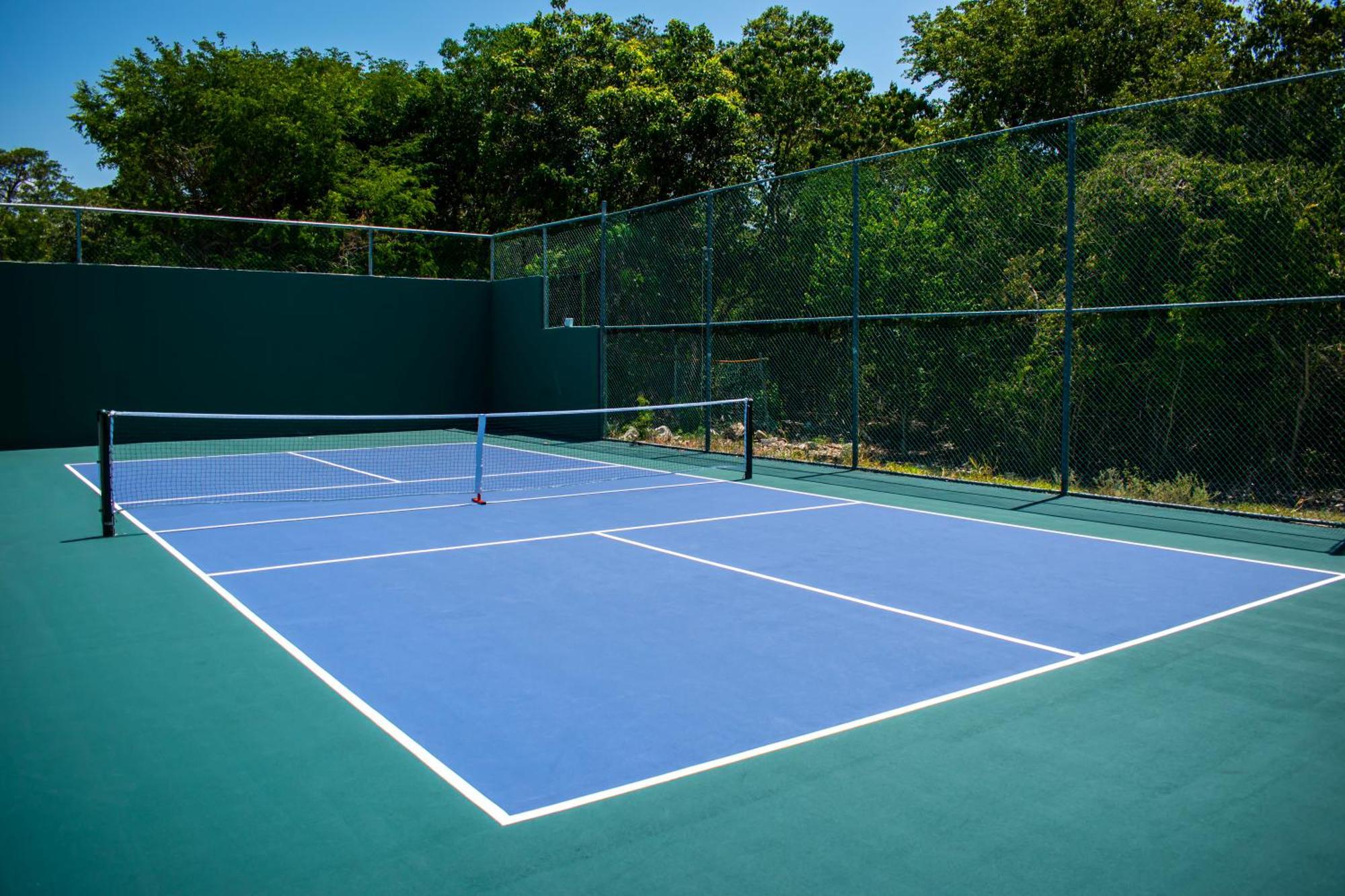 Grand Riviera Princess - Все включено Плая-дель-Кармен Экстерьер фото A tennis court